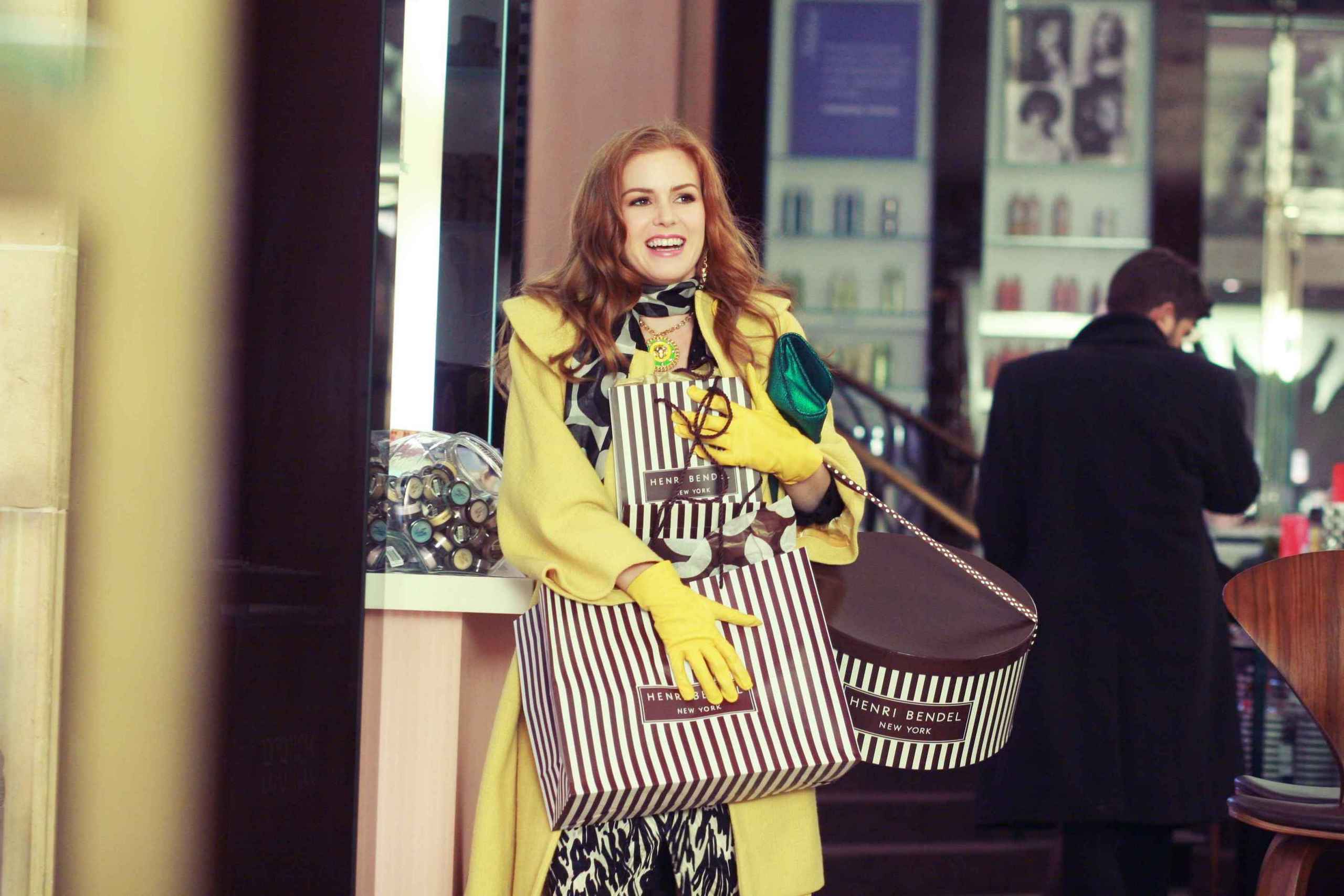 http://images2.fanpop.com/images/photos/7500000/shopaholic-confessions-of-a-shopaholic-movie-7534427-2560-1707.jpg